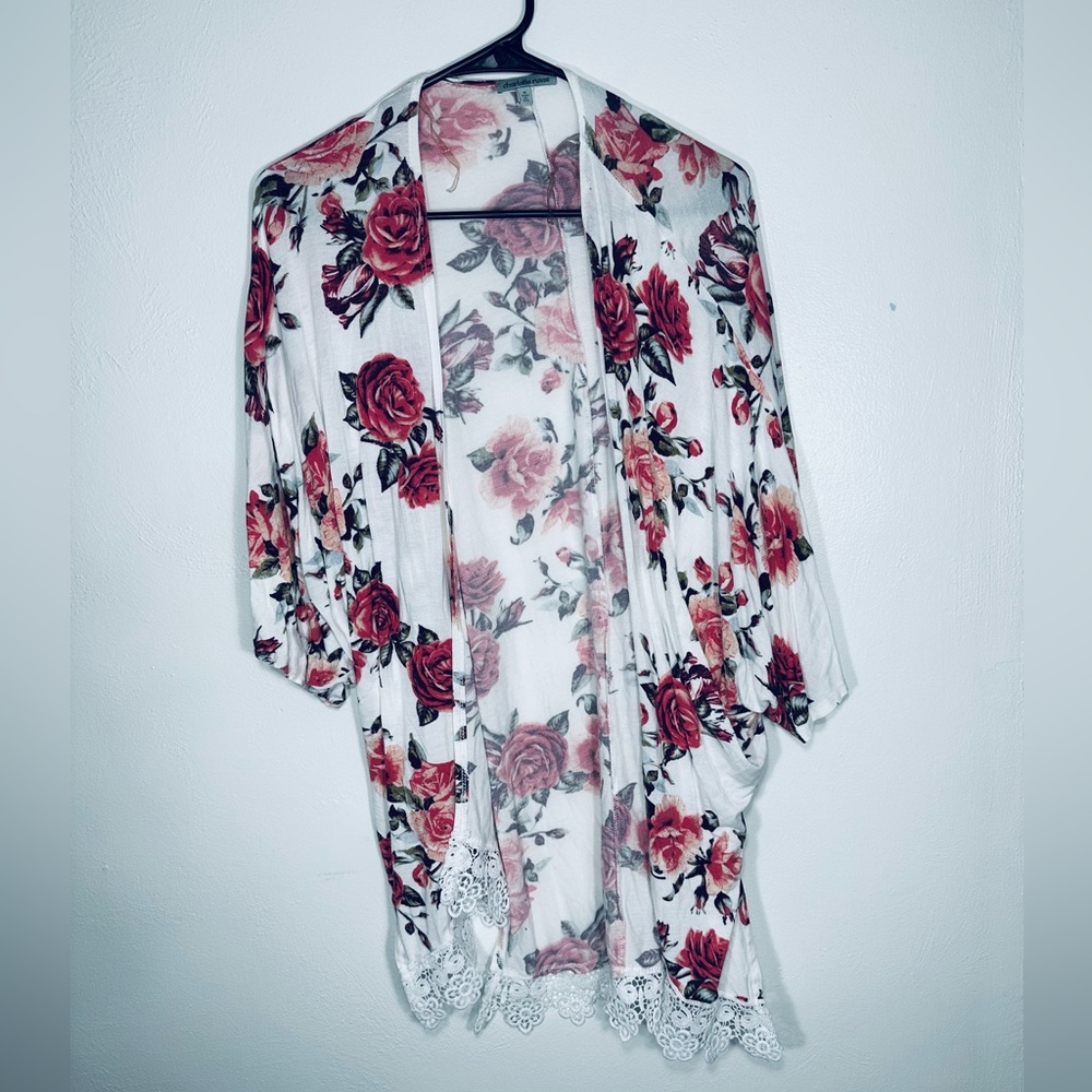 Women’s Charlotte Russe Floral Pattern Cardigan